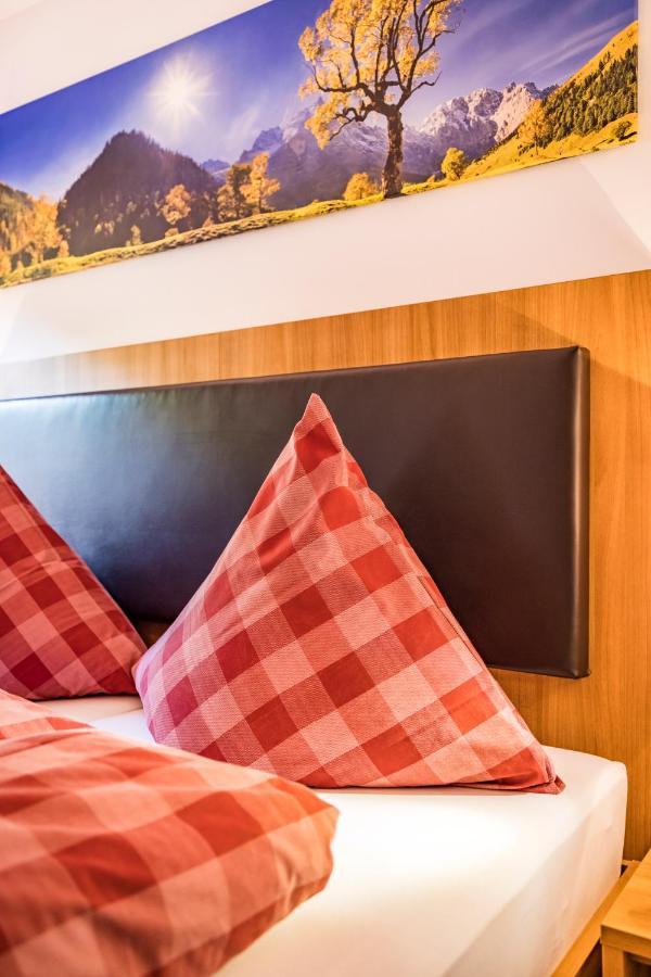 Gimpl, Chiemgaukarte Neu 4* Siegsdorf